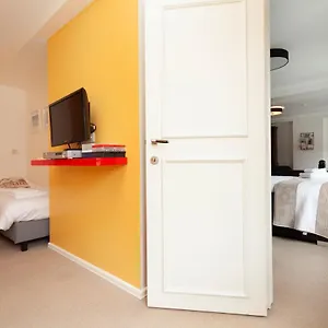 Boutique The Townhouse Bed and breakfast